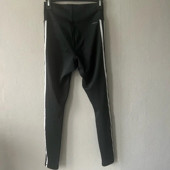 🛍️Adidas Climate Performance Black Leggings Size XS - Picture 4 of 6